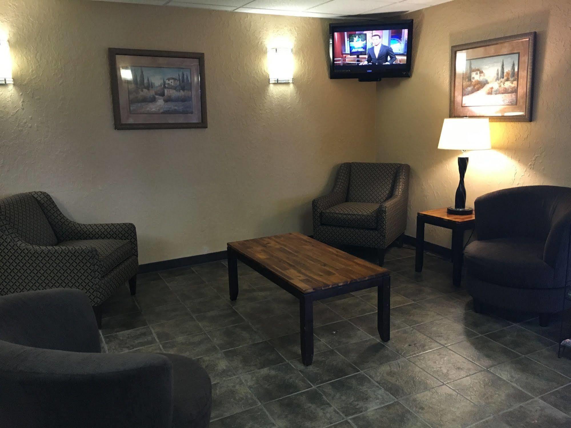 Med City Inn & Suites Rochester Mayo Clinic Area Экстерьер фото