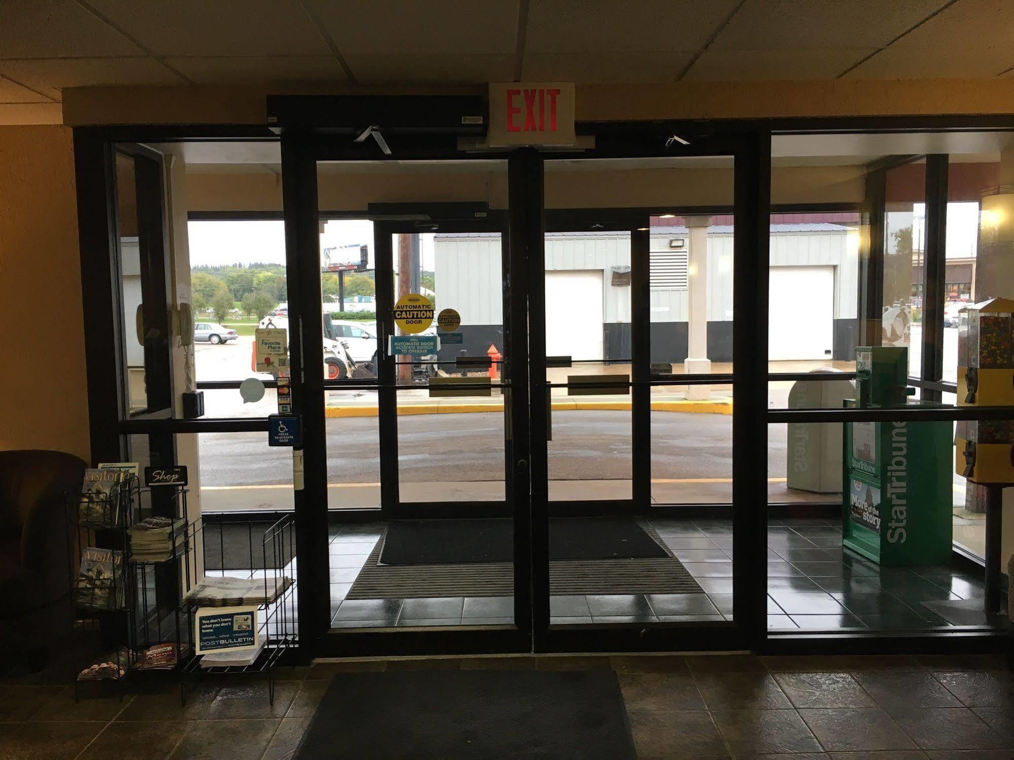 Med City Inn & Suites Rochester Mayo Clinic Area Экстерьер фото