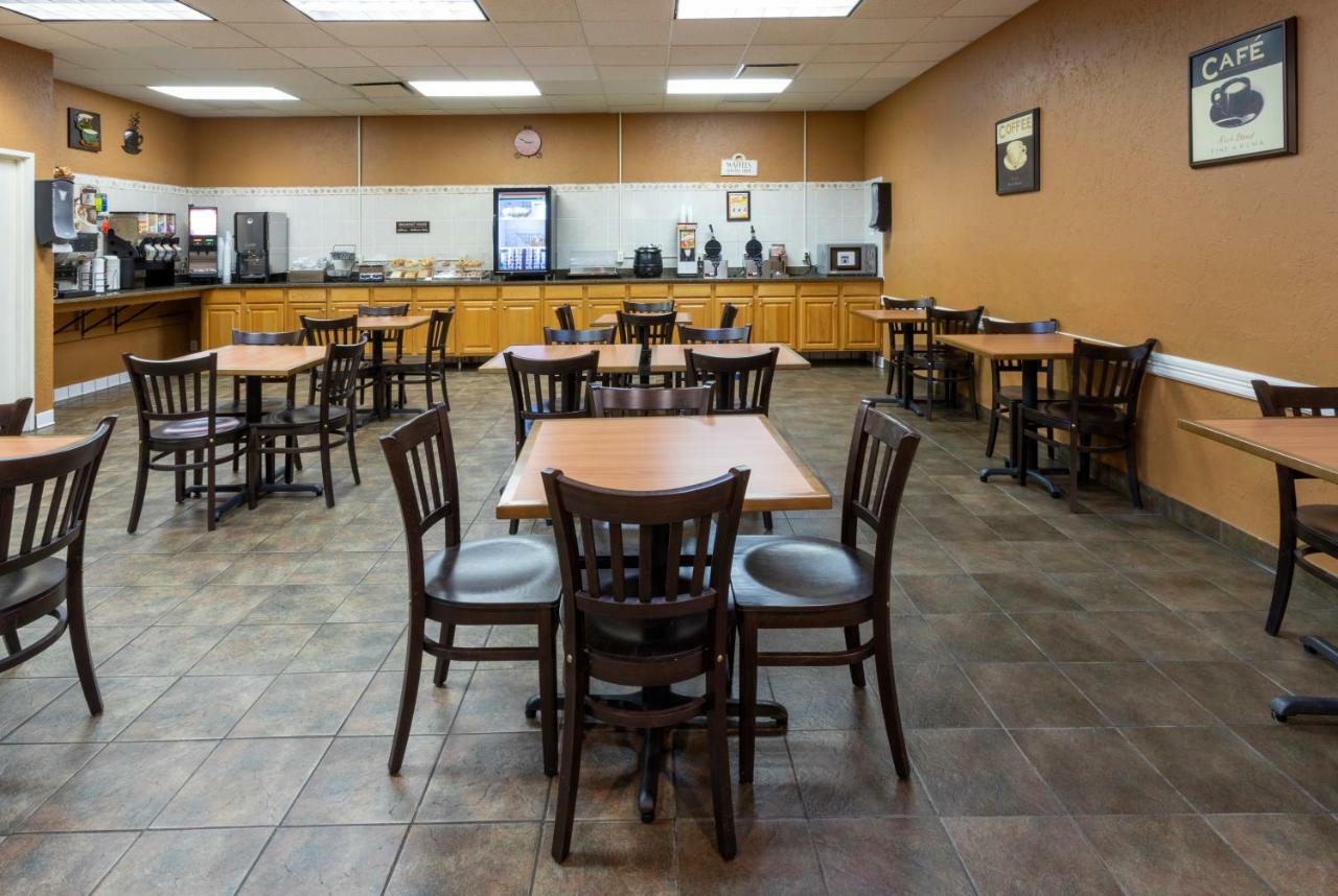 Med City Inn & Suites Rochester Mayo Clinic Area Экстерьер фото